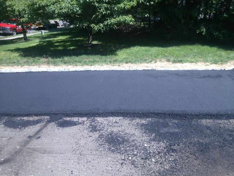 Asphalt Parking Lot Paving in Burlington NJ 08016